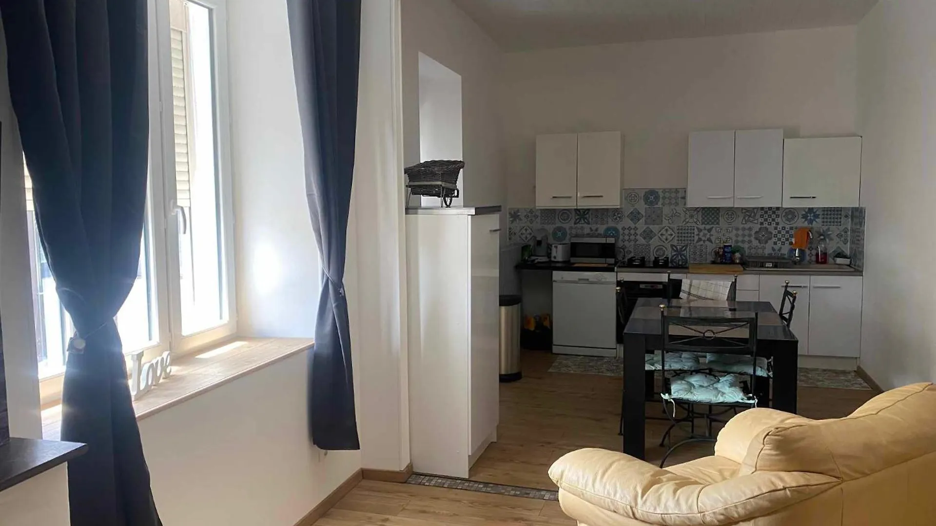Ferienwohnung Nid Douillet Uzer  Uzer (Ardeche)